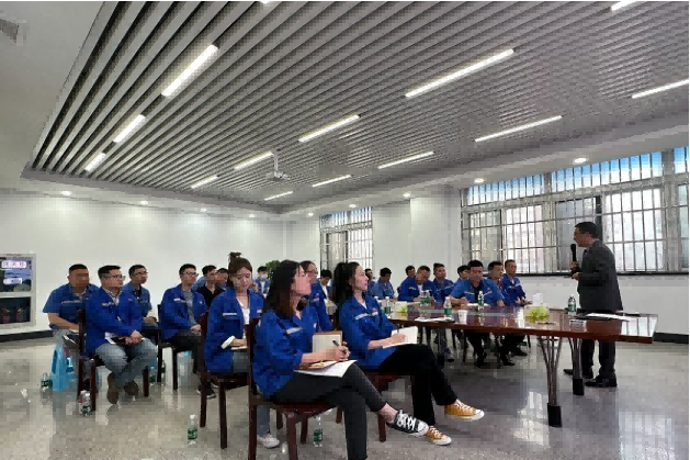 給蘇州的企業(yè)講授《卓越管理者管理技能提升》課程取得圓滿成功